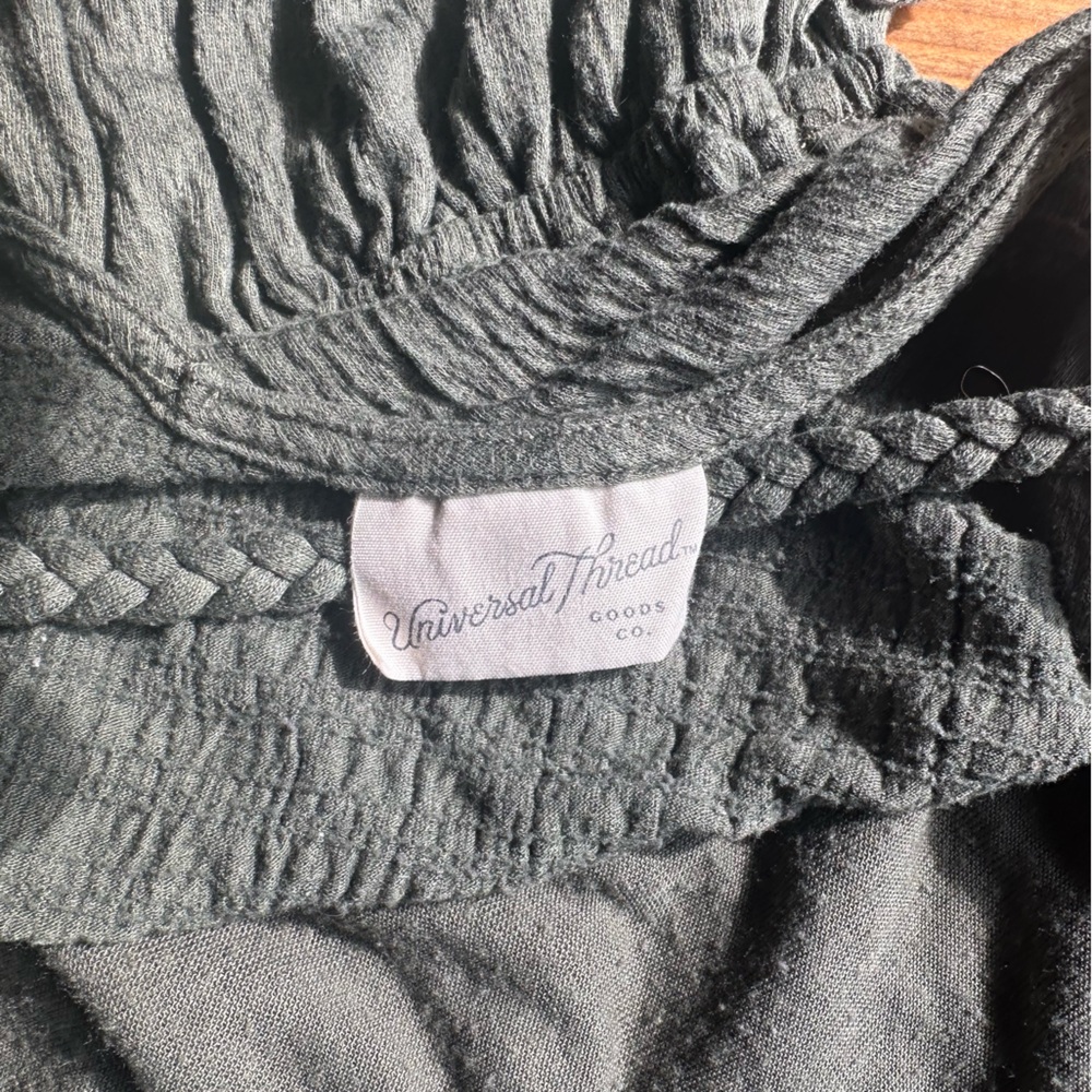 Universal Thread Romper - Picture 9 of 9